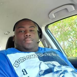 Meet your Posher, Travis